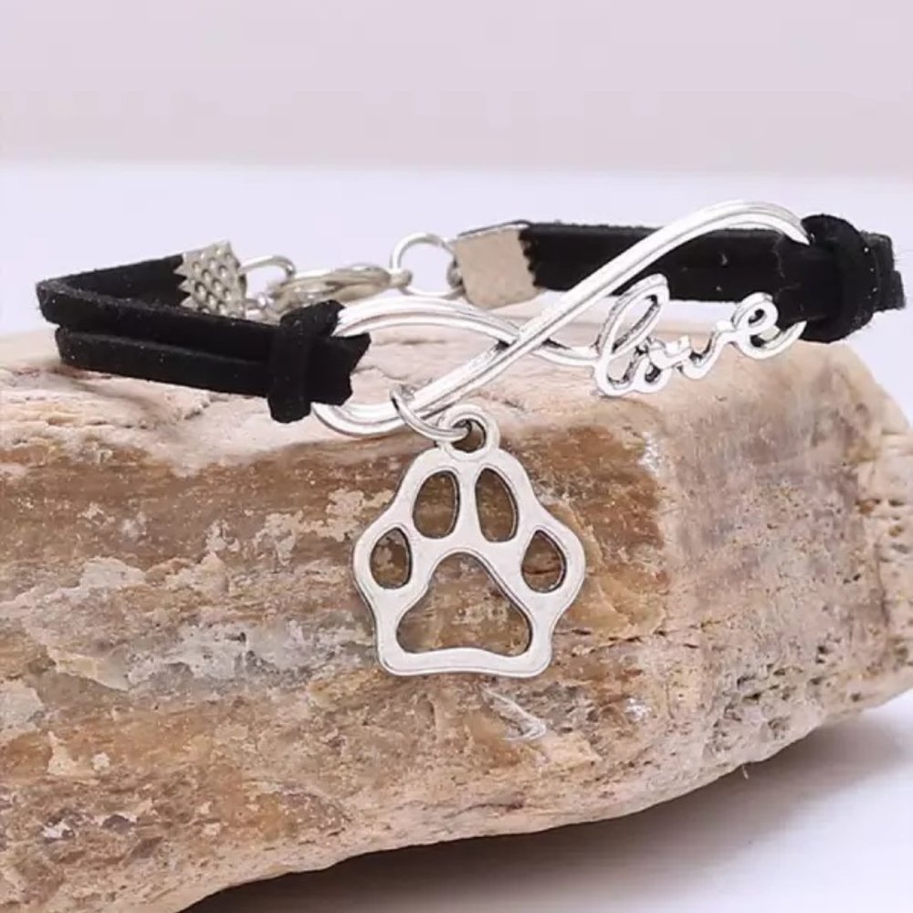 Love "Paw" Bracelet